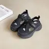 Zapatos Deportivos Infantiles 2026 Verano Nuevo Estilo Niños y Niñas Malla Transpirable Casuales Estudiante Suela Gruesa Zapatos de Papá Sandalias