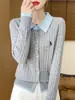 26 Nuevo Estilo Primavera y Otoño Cárdigan 100% Lana Pura para Mujer con Solapa, Bloques de Color, Suéter Bordado, Chaqueta de Punto de Cachemira Holgada