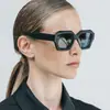 Óculos de sol estilo europeu e americano de nicho com armação grossa óculos de sol poligonais simples para homens e mulheres Óculos de formato côncavo para fotografia de rua de moda passarela