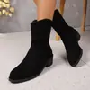 Botines Cortos Delgados de Piel Gamuzada con Punta Fina Talla 35-43 para Mujer, Nuevos Otoño/Invierno 2025 Estilo Francés Botas de Tacón Cuadrado que Aumentan la Altura Venta al por Mayor