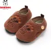Zapatos de casa Babu Dou, pantuflas de algodón para bebé, zapatos de interior para niños para primavera, otoño, invierno, zapatos de piso, zapatos de algodón, pantuflas para niñas
