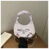 Bolsa Transversal/Ombro Nova Estilo Coreano Exquisito Design de Nuvem com Bolinhas Doce e Fresca Design Plissado Bolsa de Mão com Corrente Estilosa