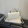 Bolso pequeño minimalista de otoño para mujer, bolso tote retro repujado elegante 2026, bolso de hombro y bandolera de moda con estampado de diamantes para mujer