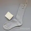 Nuevos Calcetines Gil Sanda JILSANDE Color Sólido Negro y Blanco Gris Doble Aguja Caña Media Calcetines Casuales para Mujer Calcetines Apilados
