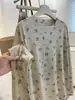 Camiseta de Manga Longa com Estampa Floral Fresca Estilo Coreano para Mulheres Outono Solta Relaxada Emagrecedora Pulôver Top Casual Top de Gola Redonda