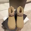 Botas de Nieve de Suela Gruesa para Mujer 2025 Nuevas Botas de Nieve Cortas Estilo Étnico de Invierno Zapatos Exteriores de Algodón Forrados de Lana y Engrosados para Mujer