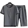 Terno esportivo casual de verão para homens de seda de gelo de manga curta T-shirt shorts um conjunto de moda masculina conjunto de duas peças