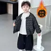 Ropa de Otoño e Invierno para Niños Chaqueta Acolchada con Capucha de Punto Desmontable 2026 Nueva Elegante Ropa de Algodón Gruesa y Cálida para Bebé