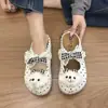 Novedad Otoño 2026 Lindos Peluches de Oso de Dibujos Animados con Lunares y Lazo Suela Suave Cómodas Antideslizantes Zapatillas sin Cordones
