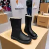 Botas de Moda de Veludo Duas-Formas para Mulheres 2025 Inverno Novo Moda Europeia e Americana Versátil Botas de Cano Médio Espessas Botas de Algodão Quentes