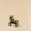 Estilo étnico chino aleación adorno de oveja llavero colgante accesorio metálico para hombre y mujer artesanía regalo decoración al por mayor