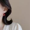 Pendientes Xiaofu de otoño e invierno con diseño asimétrico, bonitos pendientes de conejo rojo para el año nuevo, adecuados para pendientes de año nuevo.