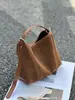 Bolso tipo cubo de piel de vaca esmerilada Transfronterizo casual para el trabajo y el commute Bolso cruzado Moda para mujer Otoño Invierno Retro Elegante Bolso de hombro