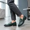 Éxito de transmisión en vivo 2026: Zapatos de vestir modernos, a la moda y casuales en tallas grandes, disponibles en tallas 38-48