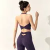 Conjunto de fitness para mujer con sujetador deportivo de cuello halter, diseño de espalda bonito integrado, adecuado para usar al aire libre, camiseta sin mangas de yoga, a prueba de impactos, para correr y Pilates en verano