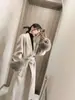 Casaco de cashmere vermelho curto dupla face para mulheres petite, outono e inverno de 2026, com punhos de amarrar, casaco de lã solto
