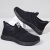 Zapatos de una sola capa tejidos voladores de comercio exterior Primavera y Otoño nuevos zapatos de caña baja antideslizantes para mediana edad y ancianos zapatos planos casuales deportivos de corte bajo fabricantes de hombres