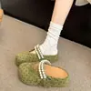 Novas pantufas fechadas com sola grossa estilo slip-on 2026, meias-pantufas retrô de bolinhas para outono para mulheres, adequadas para uso externo, estilo francês Birkenstock