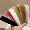 Outono e Inverno nova faixa de cabeça larga de veludo dourado com esponja, alta, cor sólida, simples, elegante, vermelho rosa, faixa de cabeça retrô francesa