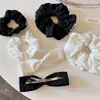 Scrunchie branco simples com vazados estilo coreano para mulheres, versátil e bonito para o uso diário, novo elástico de cabelo e acessório de cabelo