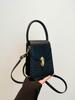 Bolsa Pequena Quadrada da Moda Transfronteiriça para Mulheres 2026 Nova Moda Estilosa Bolsa para Celular Versátil Bolsa de Ombro Transversal para o Dia a Dia