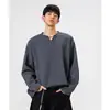 Camiseta de manga larga con cuello en V texturizado estilo americano para hombre, corte limpio, camiseta básica casual, cuello redondo, top interior holgado para otoño