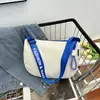 Bolsa de lona de nylon de grande capacidade para mulheres, nova bolsa de ombro da moda 2024, bolsa transversal acolchoada versátil de alça larga para armazenamento