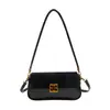 Bolso de axila de alta gama para mujer, nueva colección invierno 2026, de nicho y a la moda, bolso cuadrado pequeño versátil, adecuado para el trabajo y los desplazamientos, bolso de hombro
