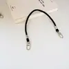 Alça de Pulso Curta com Fivela Corda de Couro Corda PU Curta Alça para Fone de Ouvido Corda de Pulso DIY Capa de Celular Colorida Adequada para Homens e Mulheres