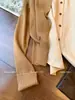 Cárdigan de Punto de Estilo Old Money Color Caqui Falso Dos Piezas con Cuello Polo para Mujer, Nuevo Modelo Otoño 2026, Camisa Elegante de Alta Gama para el Trabajo