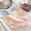 Venta Directa de Fábrica Ropa Interior en Stock para Mujeres Algodón Puro Transpirable Niñas Simple Japonesa Cintura Media Estudiante Calzones Sin Costuras