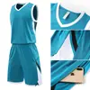 Venta al por mayor de uniformes de baloncesto para fabricantes en stock impresión más número estudiantes de primaria secundaria universidad secado rápido transpirables uniformes de entrenamiento de baloncesto