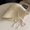 Sombrero de pescador tejido estilo japonés con amarre para mujer, moderno y versátil para salidas de primavera y verano, hace que la cara se vea más pequeña, ala ancha para protección solar