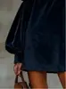 Vestido Mini de Terciopelo con Mangas Abullonadas Estilo Europeo y Americano Nuevo Invierno 2025 Vestido Hombros Descubiertos