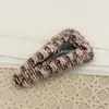 Pinza para el pelo triangular geométrica de punto a rayas estilo coreano, temperamento dulce, versátil, para flequillo, pinza BB, pinza lateral, pinza para el pelo rectangular