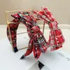 2026 Nueva Diadema Navideña de Cuadros con Lazo para Mujeres, Sombrero de Moda Vintage de Ala Ancha, Accesorio Decorativo para el Cabello Festivo