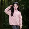 Casaco grosso feminino para outono e inverno, novo estilo coreano 2026, roupas infantis da moda e casuais, corta-vento três em um de inverno