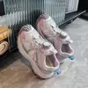 Nuevos zapatos deportivos de malla transpirable, con diseño de hebilla giratoria, para niñas y niños; zapatos casuales con suelas suaves, tenis estilo chunky y suelas antideslizantes para niños, adecuados para usar en otoño