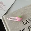 ¡Una fresa regordeta! Lindo clip para bebé de fresa, extensiones suaves, flequillo lindo para niña, pinza lateral, clip para el pelo de fruta rosa tierna, accesorios para el cabello