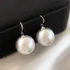 Pendientes de Perla Imitación Gris de Cáñamo, Simples, Elegantes y Elegantes, Producción Nacional Shijia Gancho de Oreja de Perla Grande Retro de Luz Fuerte
