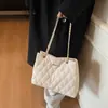 Bolso de Mujer Estilo Tweed 2025 Nueva Moda Tendencia Simple Color Puro Textura Diaria Ropa de Trabajo Casual Bolso de Hombro Axila