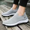 Zapatos para Hombre sin Cordones de Malla Transpirable Estudiante Correr Casual Versátil Zapatillas de Malla Planas Zapatos Ligeros para Hombre