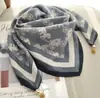 Bufanda Cuadrada Cálida de Nuevo Estilo 2024 con Hebilla Magnética, Bufanda Triangular de Seda, Bufanda de Algodón para Mujer, Bufanda Elegante para Cuello para Primavera, Otoño e Invierno, Versátil y Elegante