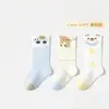 Calcetines para niños para primavera y verano, estilo fino para niñas, malla transpirable, diseño de oso lindo, calcetines versátiles para niños y niñas, calcetines de media pantorrilla