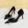 3226-Ah31 Zapatos de Tacón Alto Europeos y Americanos, Zapatos de Salón de Aguja para Mujer, Boca Baja, Punta Afilada, Costuras Laterales Recortadas, Flats con Lazo de Pedrería