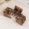 Pinza de tiburón grande exclusiva transfronteriza con un toque de alta gama, pinza de garra con estampado de leopardo hueco para cabello grueso, adecuada para recogidos en la parte posterior de la cabeza