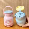 Taza térmica co-branded de Sanrio para niños, taza de gran capacidad de acero inoxidable grado alimenticio 316, alto valor estético, portátil, vaso especial con popote para uso escolar