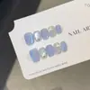 [Azul Hielo] Puntos Azules Lazo Ojo de Gato Blanqueador Uñas Portátiles Completamente Hechas a Mano Parche de Manicura Corta Uñas Postizas