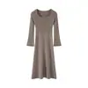 Vestido Largo de Punto 100% Lana para Mujer, Nuevo Estilo Otoño/Invierno 2026, Manga Larga, Por Encima de la Rodilla, Vestido Suéter Ajustado