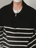 Suéter casual a rayas para hombre, polo holgado estilo coreano con media cremallera elegante y colores contrastantes, chaqueta de punto